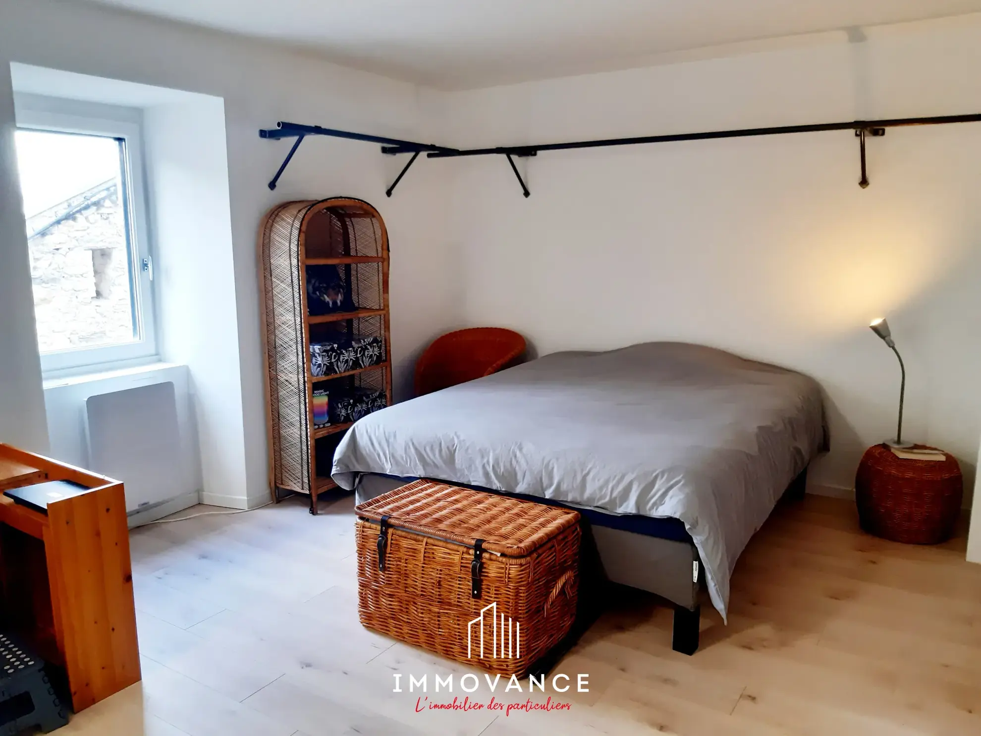 Belle maison en pierre avec duplex et T1, vue panoramique sur la vallée du Tarn à Compeyre 