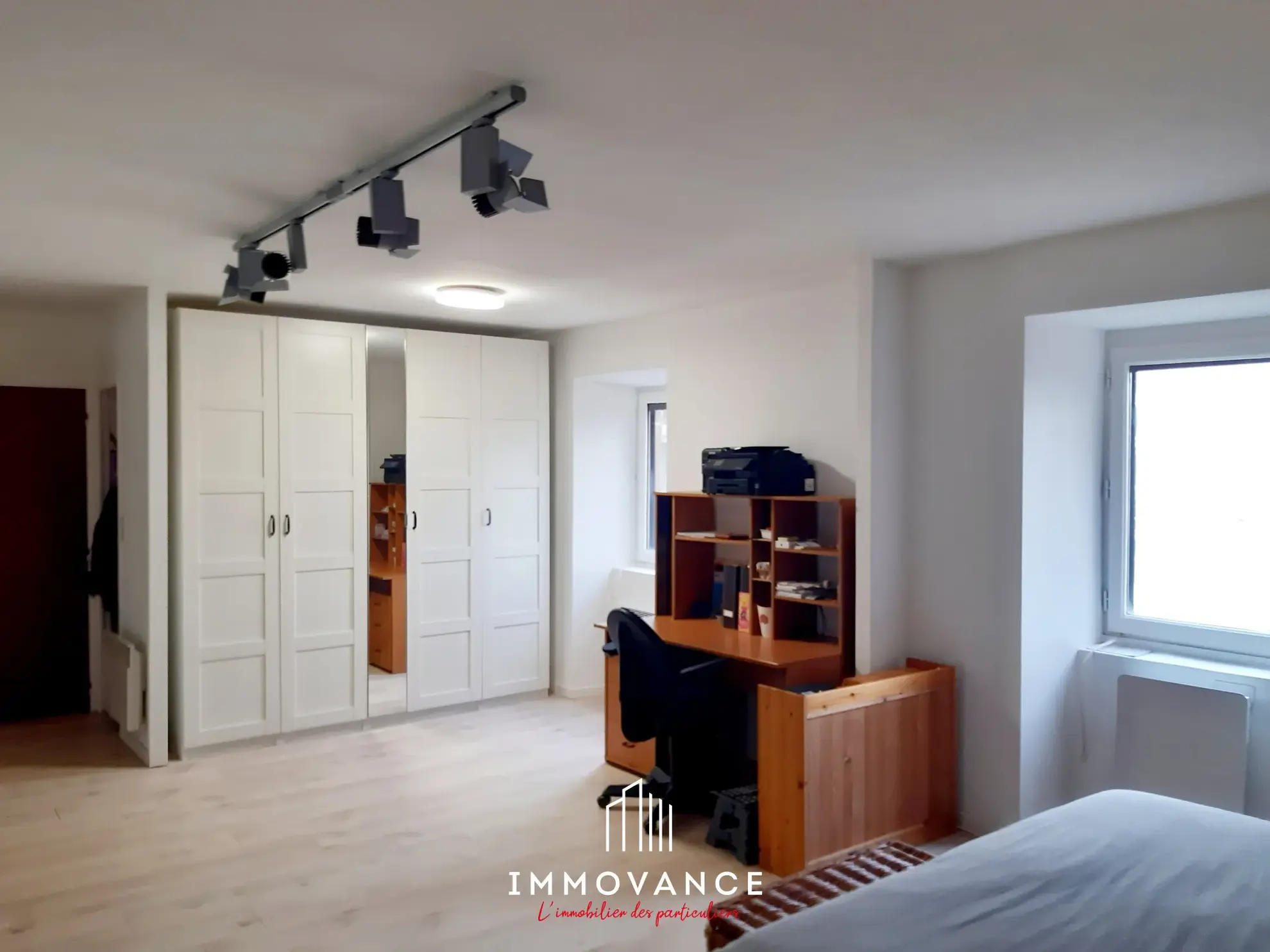 Belle maison en pierre avec duplex et T1, vue panoramique sur la vallée du Tarn à Compeyre 
