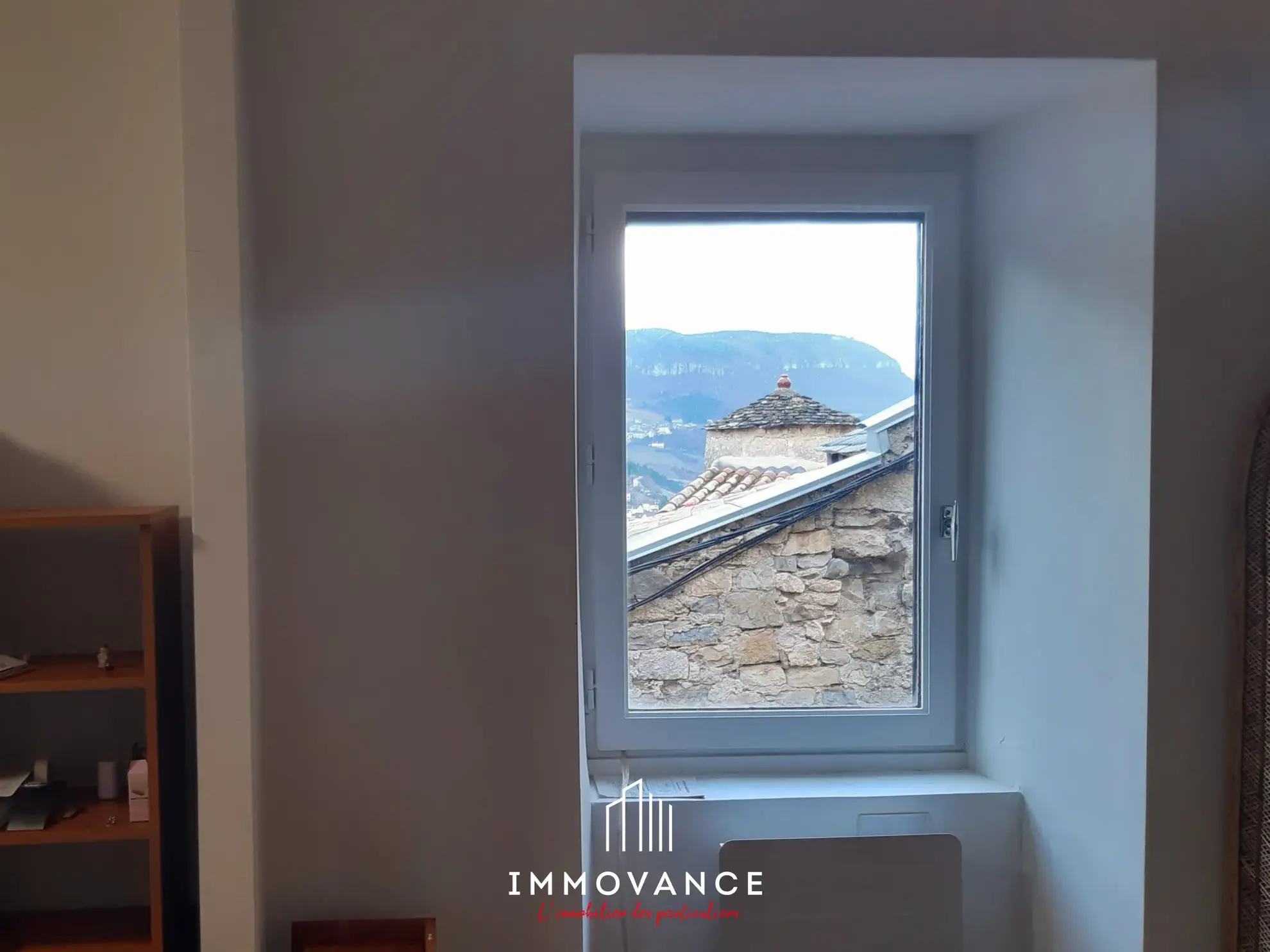 Belle maison en pierre avec duplex et T1, vue panoramique sur la vallée du Tarn à Compeyre 