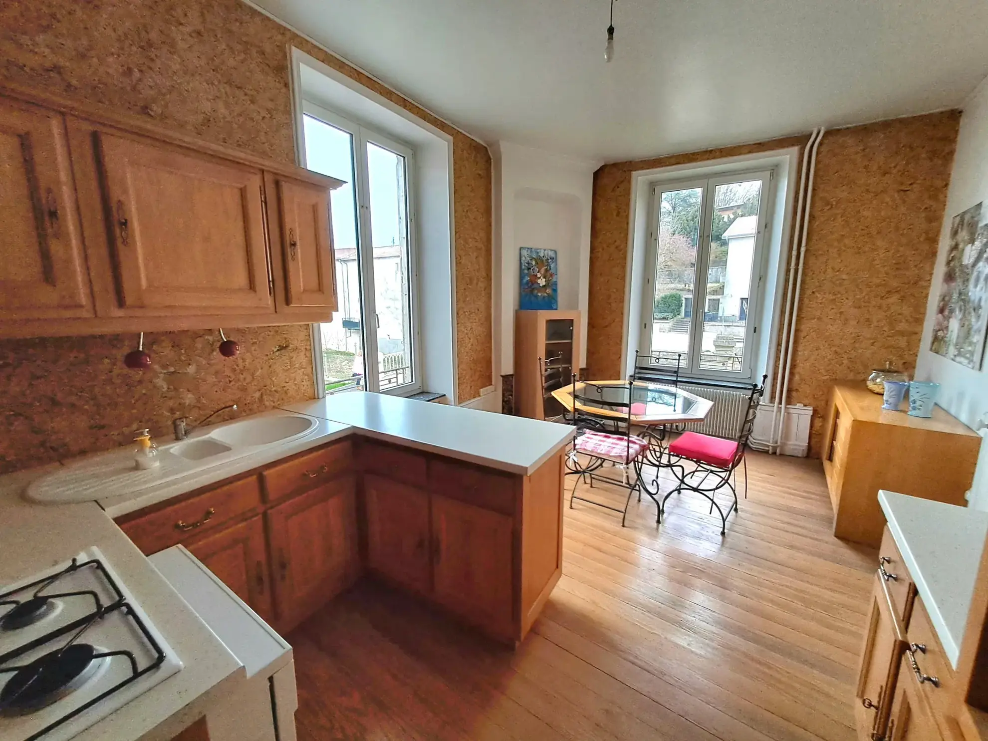 Maison de maître à Vézelise avec gros potentiel et espace professionnel 