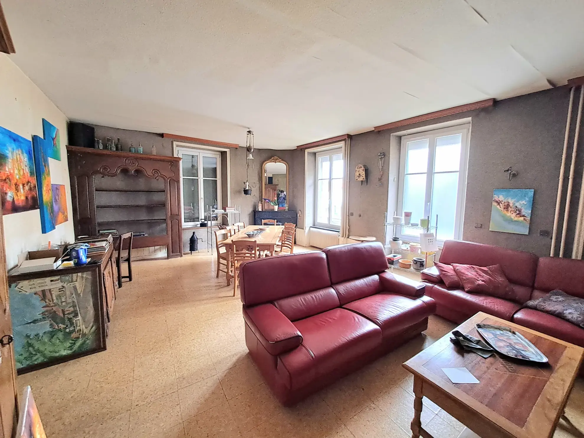 Maison de maître à Vézelise avec gros potentiel et espace professionnel 