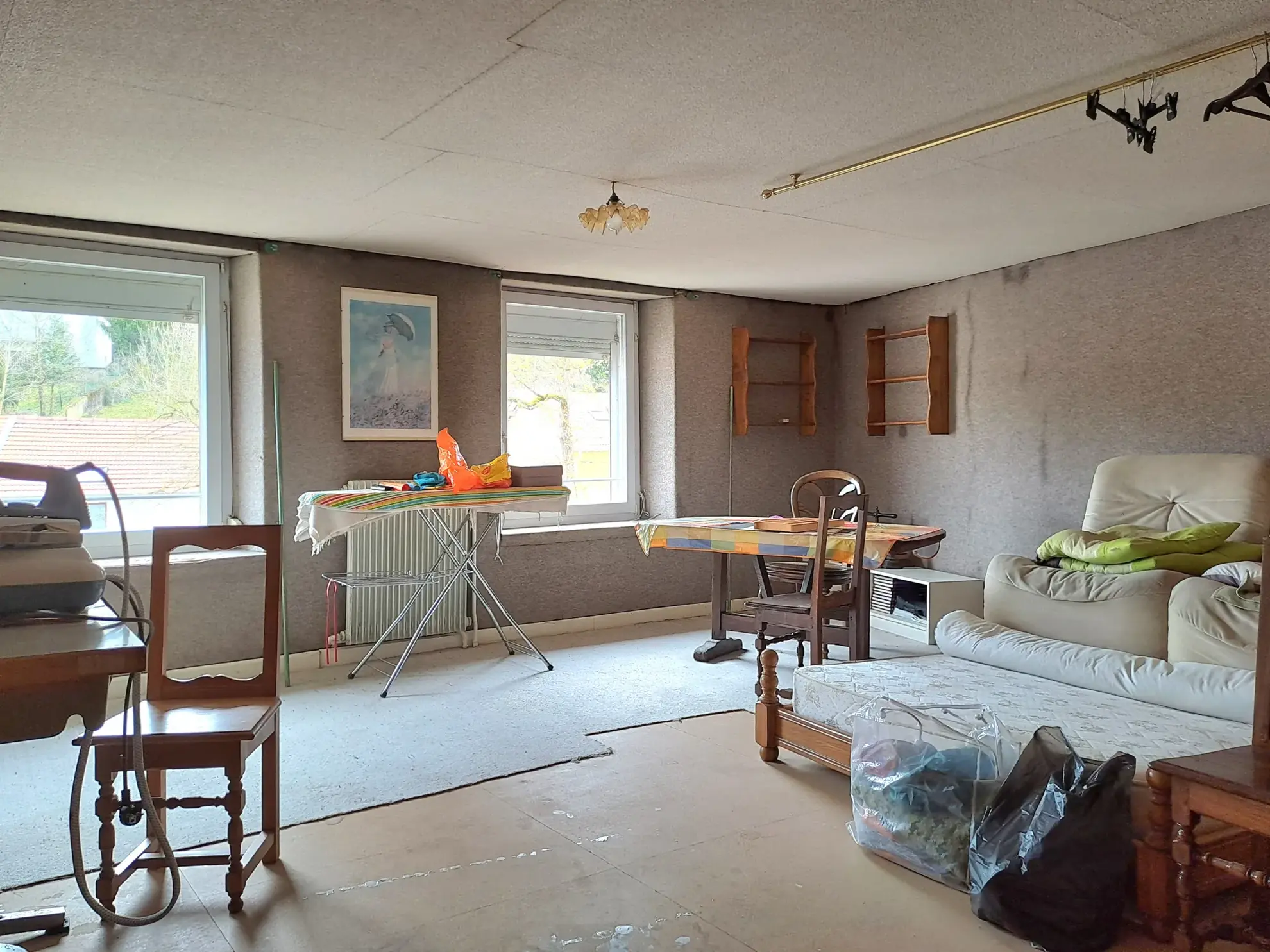 Maison de maître à Vézelise avec gros potentiel et espace professionnel 