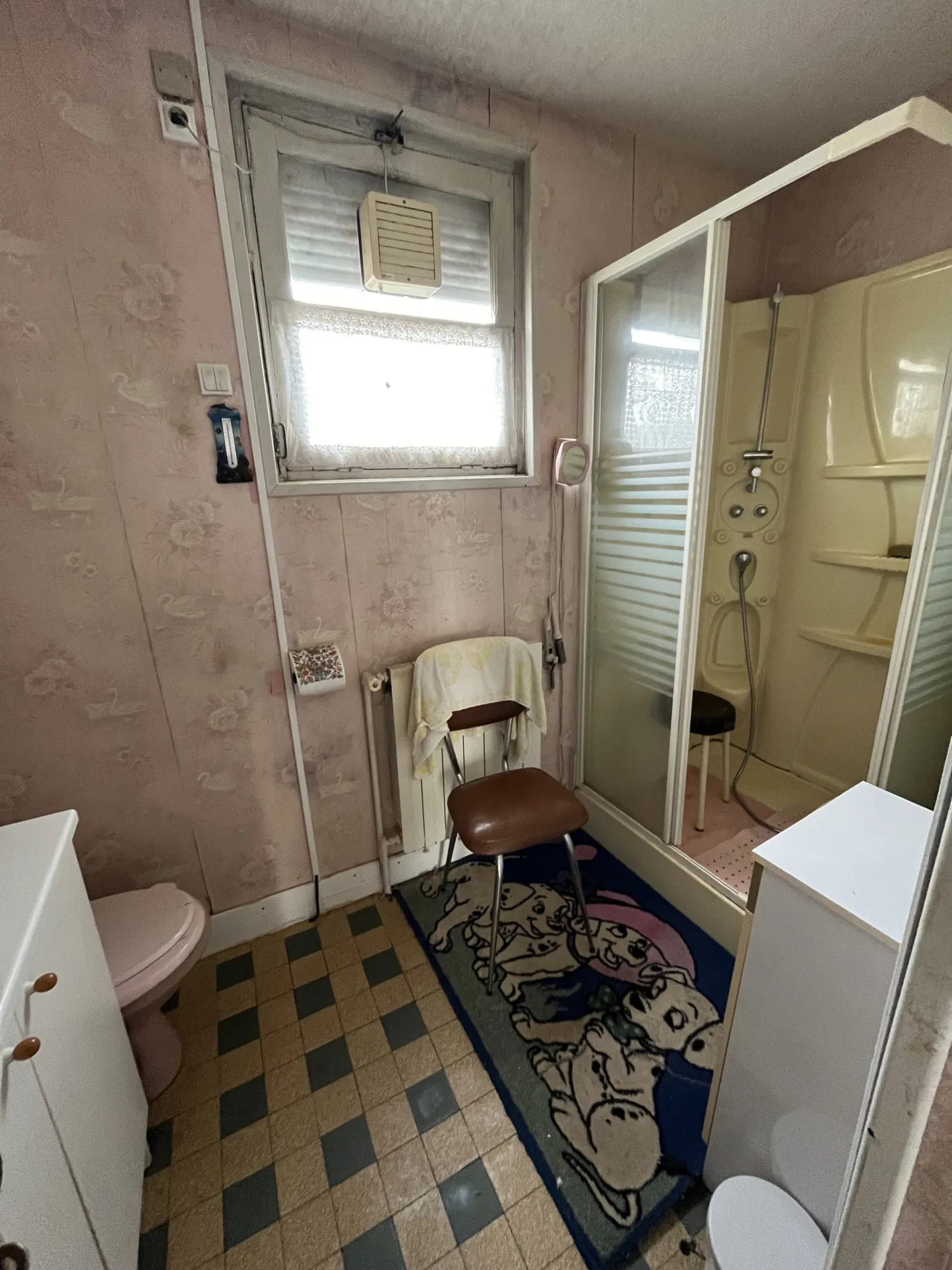 Maison à Saint Jean de Thouars avec vue sur la vallée, 2 chambres, garage et terrain de 533 m² 