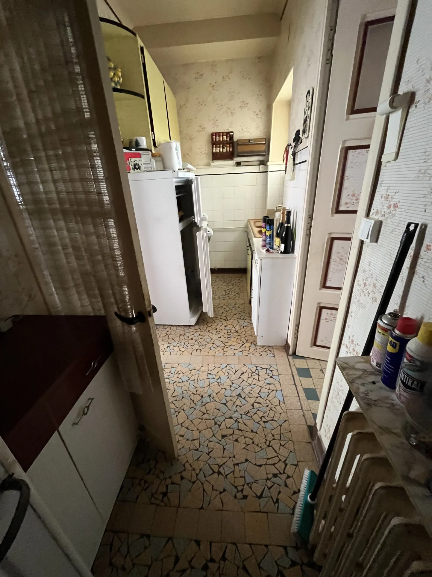 Maison à Saint Jean de Thouars avec vue sur la vallée, 2 chambres, garage et terrain de 533 m² 