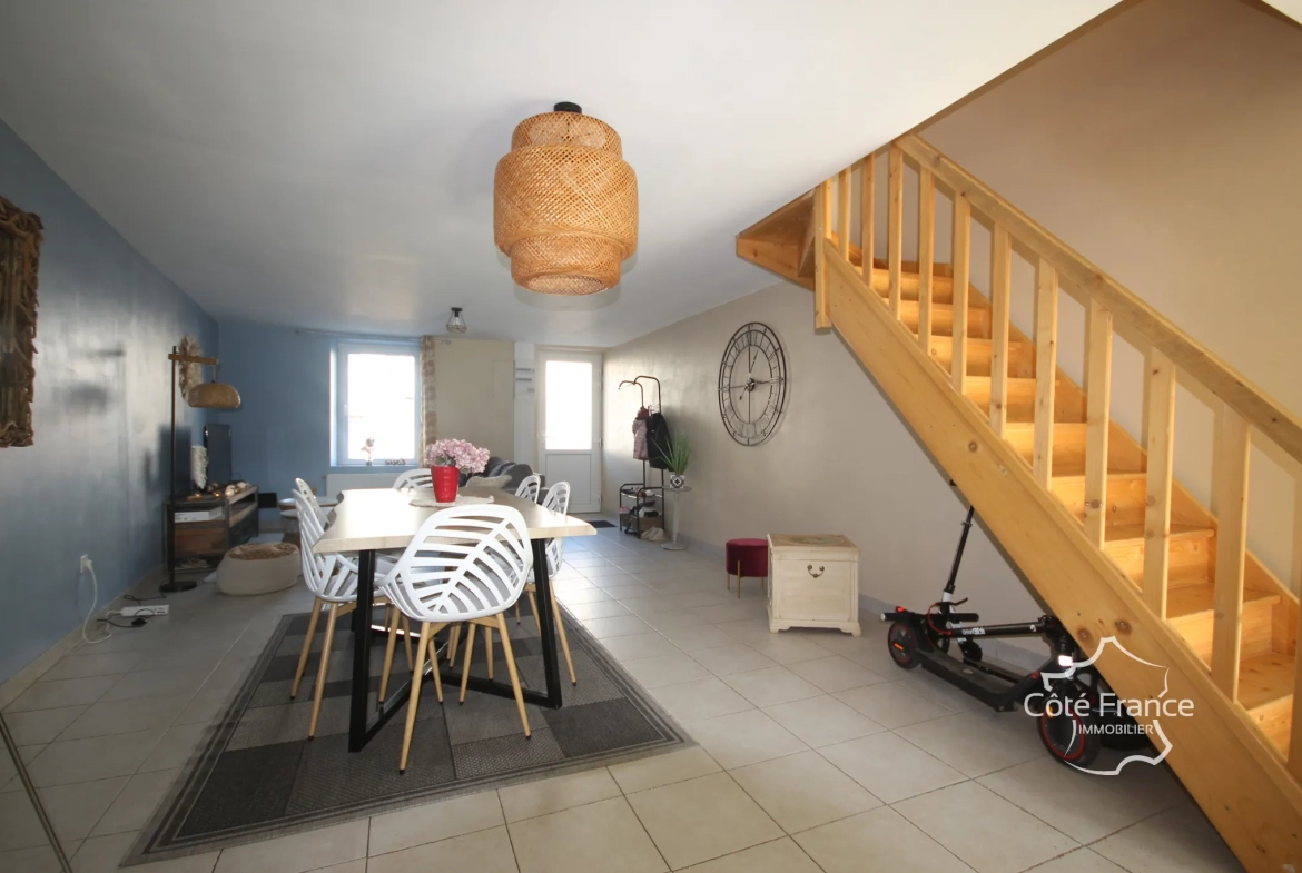 Maison 4 chambres rénovée à Chooz proche Givet, idéal investisseur 