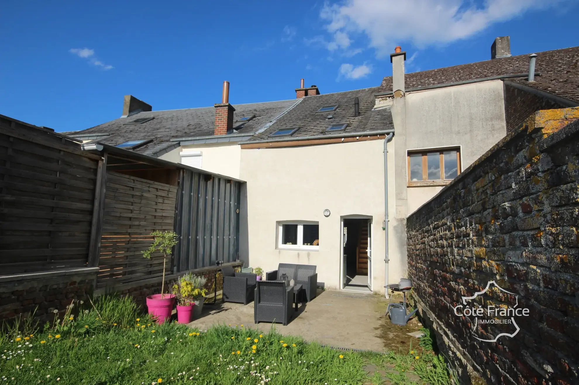 Maison 4 chambres rénovée à Chooz proche Givet, idéal investisseur 