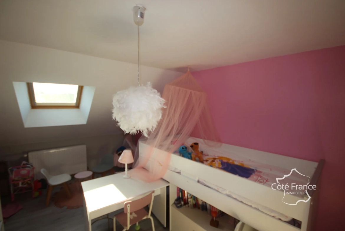 Maison 4 chambres rénovée à Chooz proche Givet, idéal investisseur 