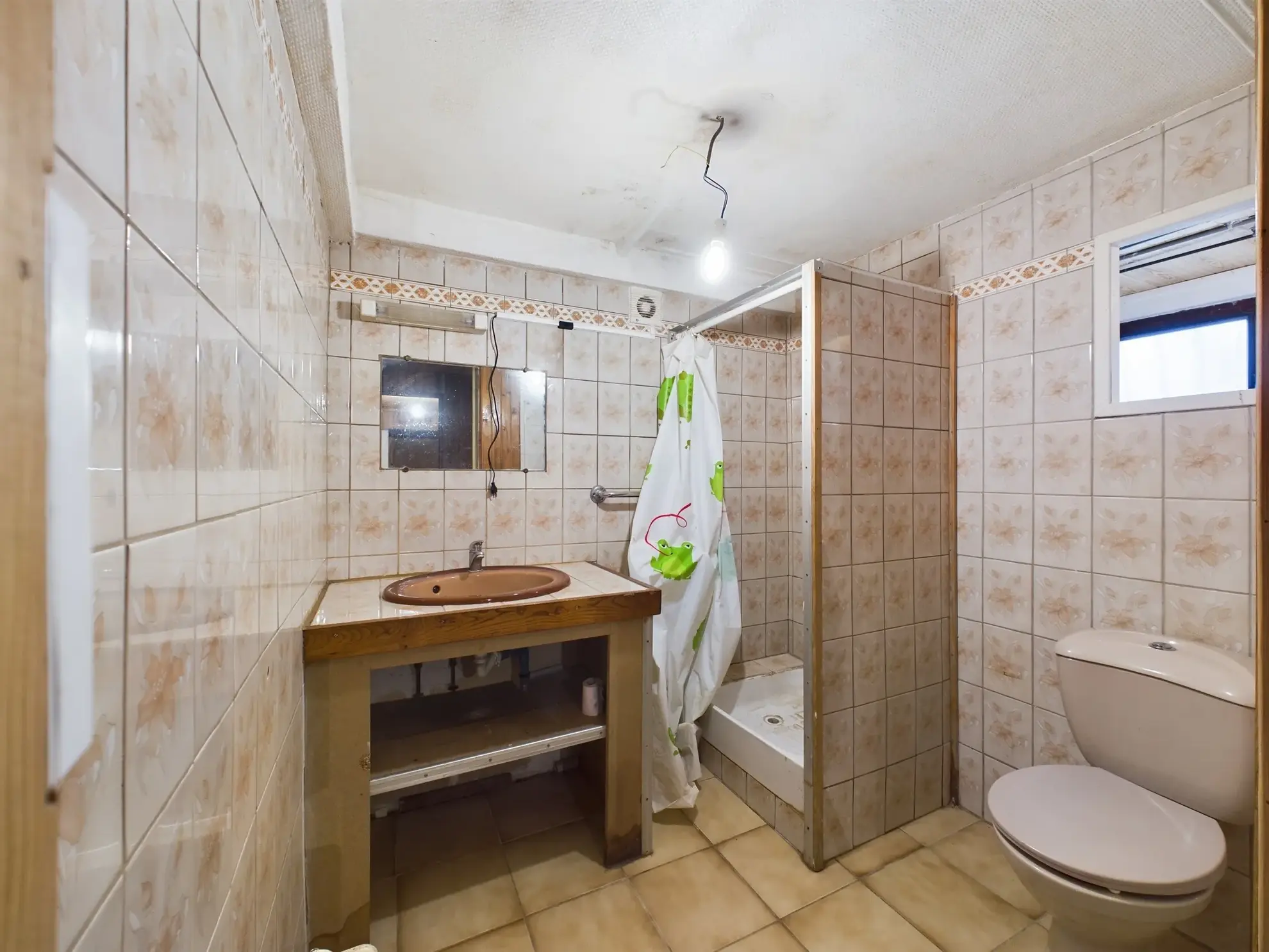 Maison familiale avec 4 chambres et appartement indépendant à Saint-Amand-en-Puisaye 
