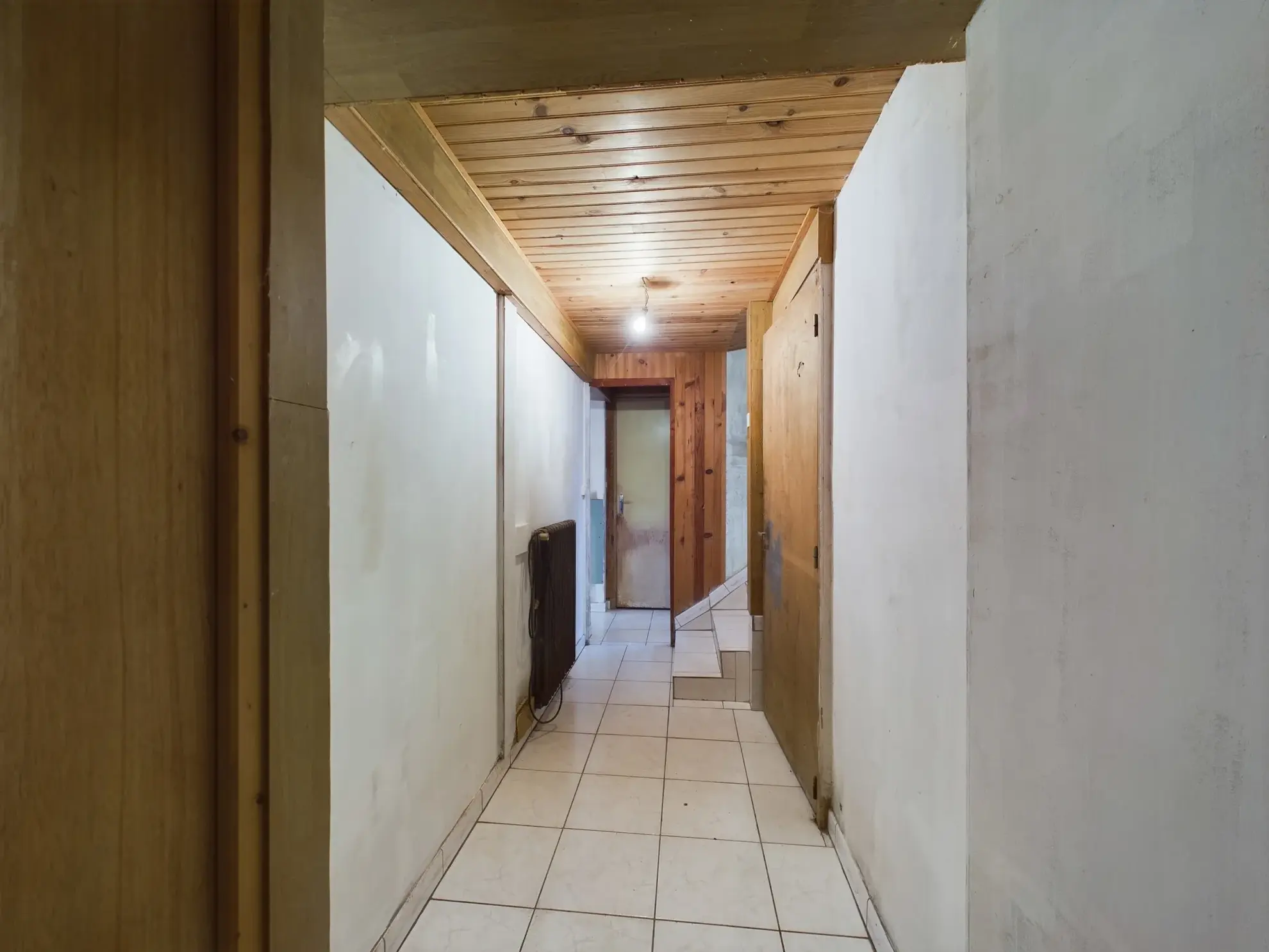 Maison familiale avec 4 chambres et appartement indépendant à Saint-Amand-en-Puisaye 