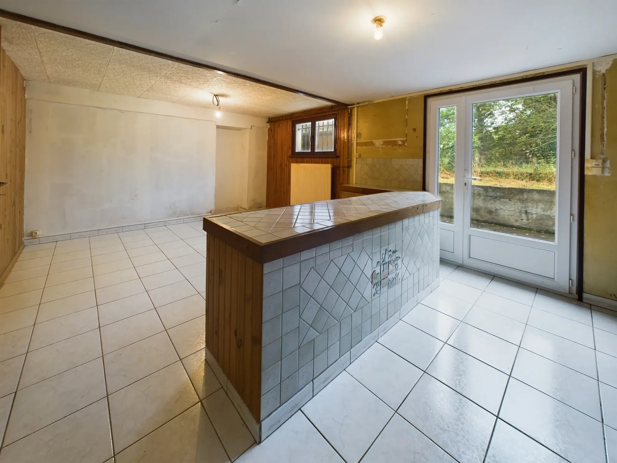 Maison familiale avec 4 chambres et appartement indépendant à Saint-Amand-en-Puisaye 