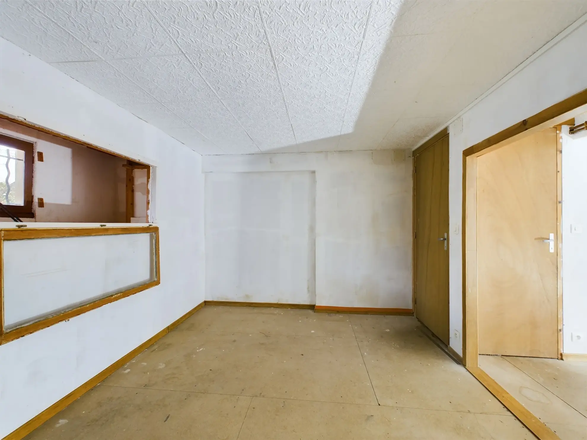 Maison familiale avec 4 chambres et appartement indépendant à Saint-Amand-en-Puisaye 