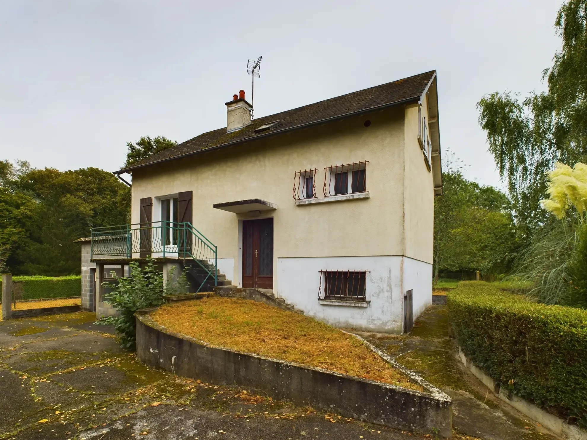 Maison familiale avec 4 chambres et appartement indépendant à Saint-Amand-en-Puisaye 
