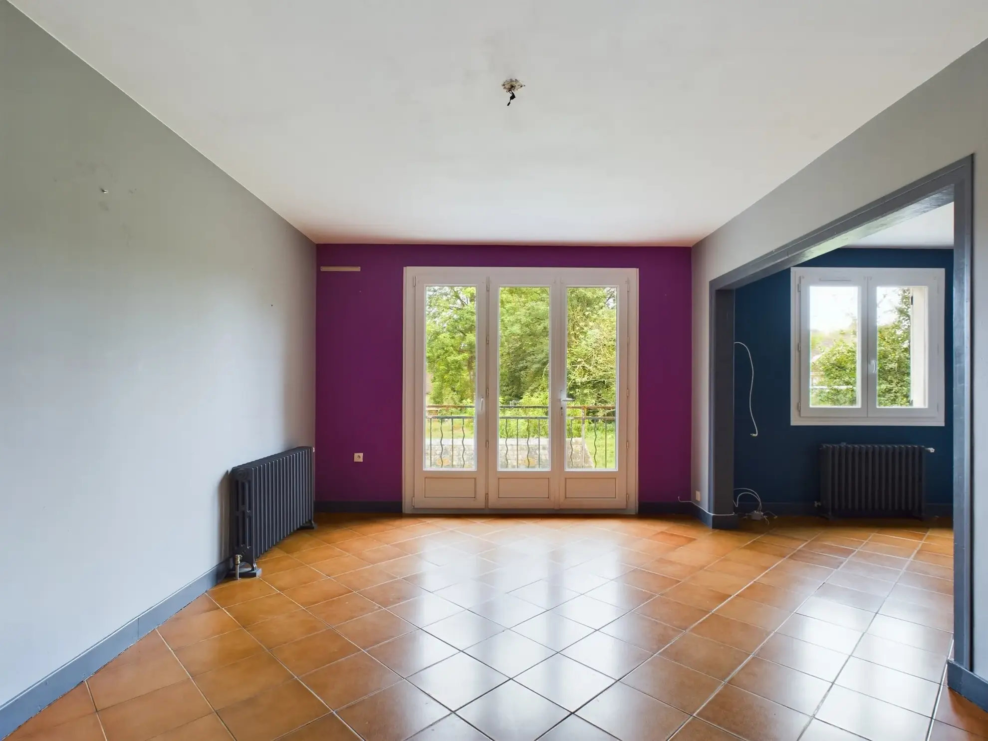 Maison familiale avec 4 chambres et appartement indépendant à Saint-Amand-en-Puisaye 