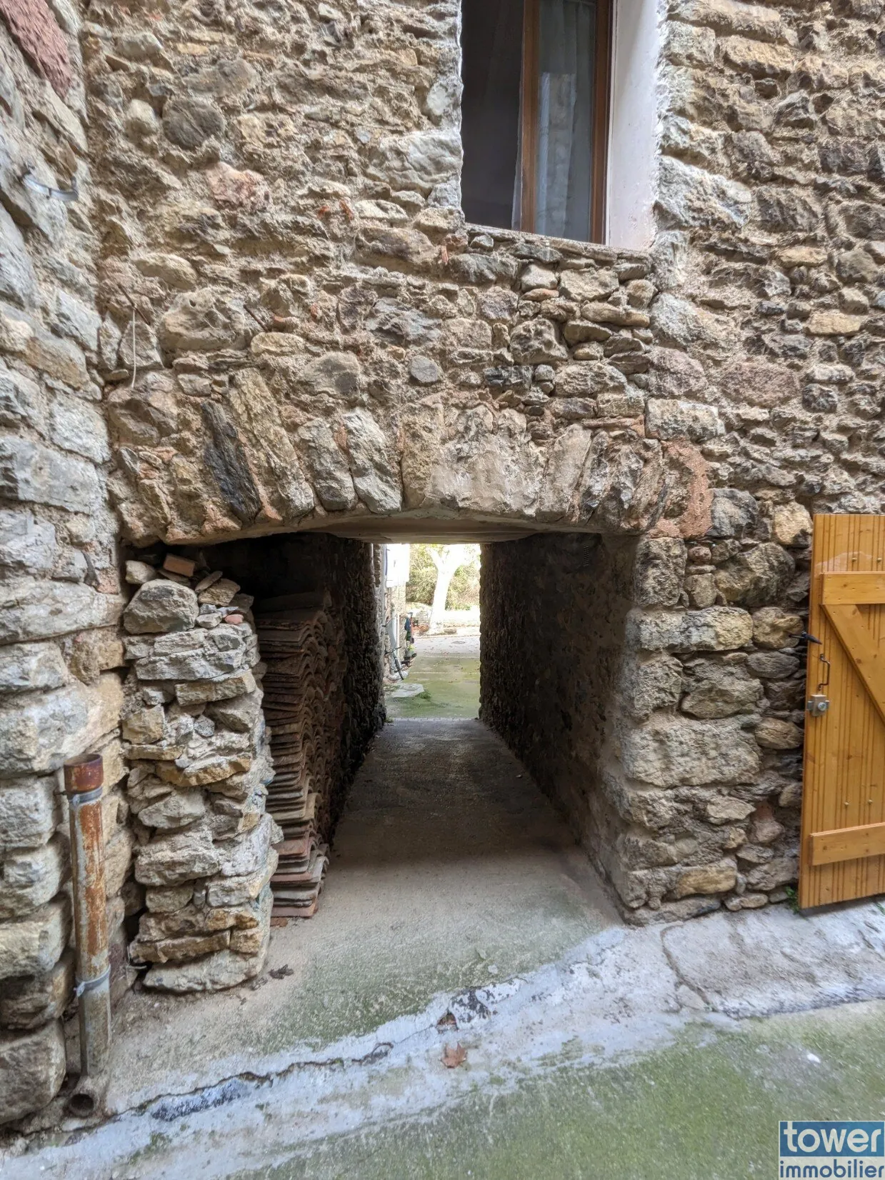 À vendre maison de village rénovée avec patio et jardin dans les Corbières 
