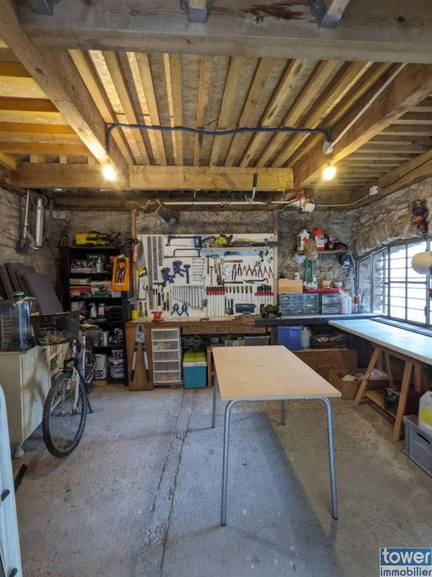 À vendre maison de village rénovée avec patio et jardin dans les Corbières 