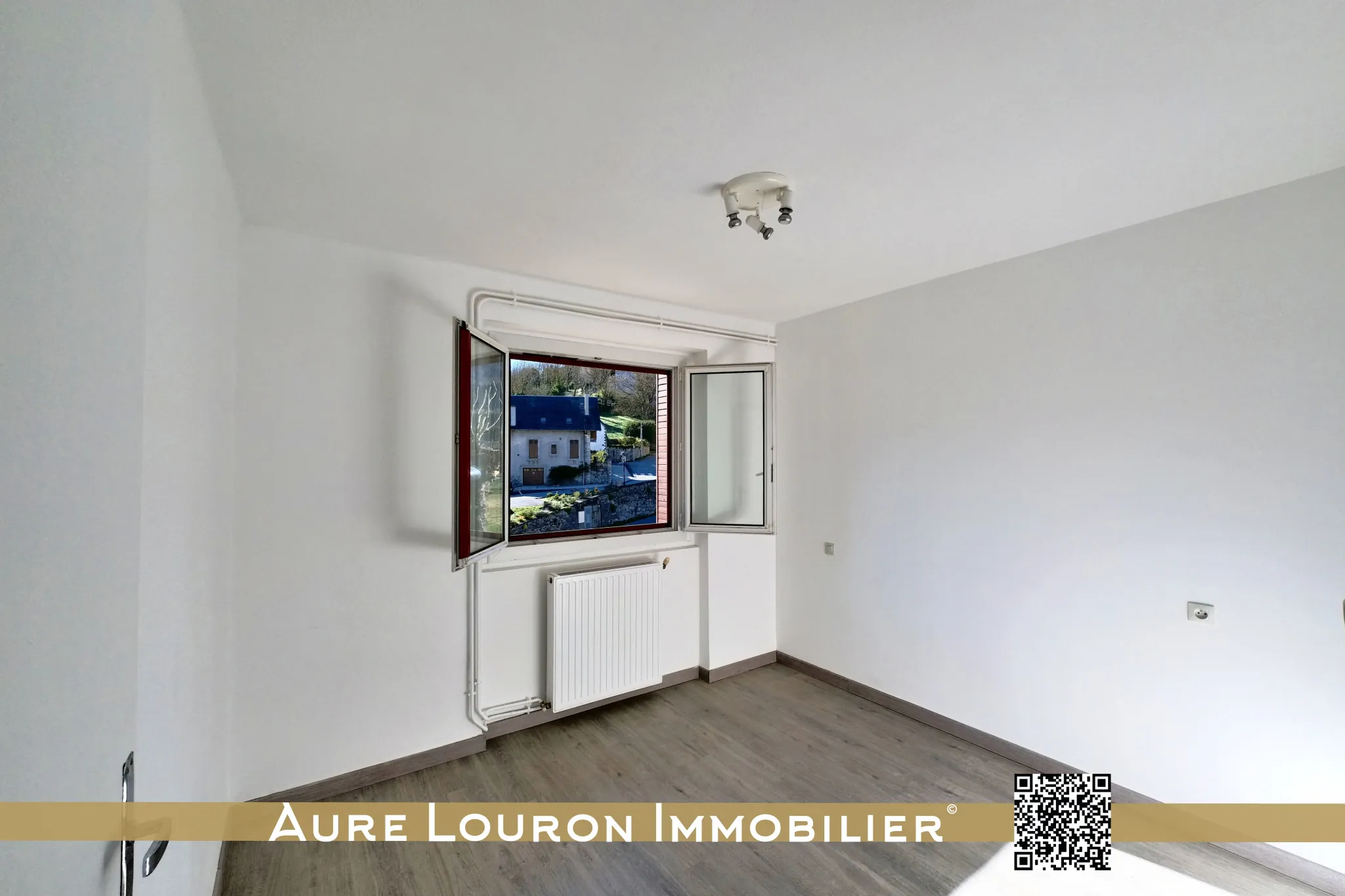 Appartement 4 pièces avec balcon à Arreau, vue Vallée - Investissement ou résidence 