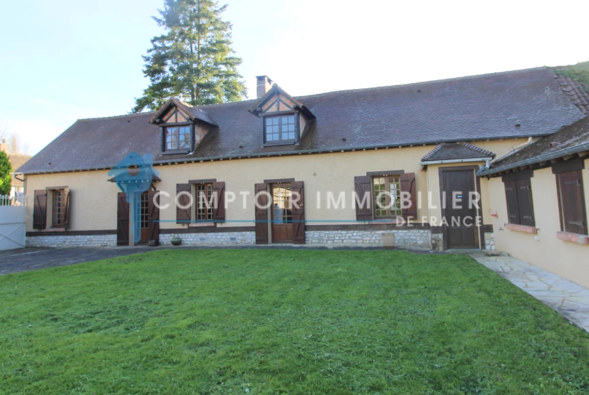 Maison de charme à vendre proche de Pacy-sur-Eure, 165 m2 avec terrain de 555 m2 