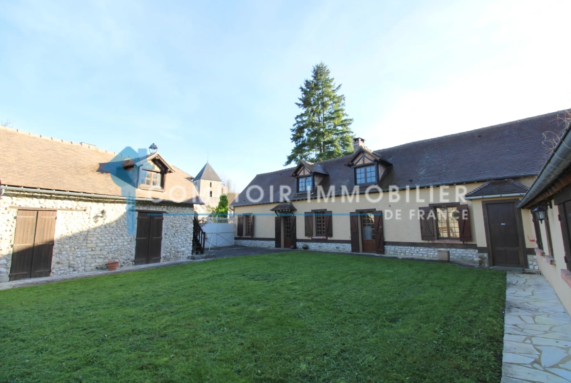 Maison de charme à vendre proche de Pacy-sur-Eure, 165 m2 avec terrain de 555 m2 