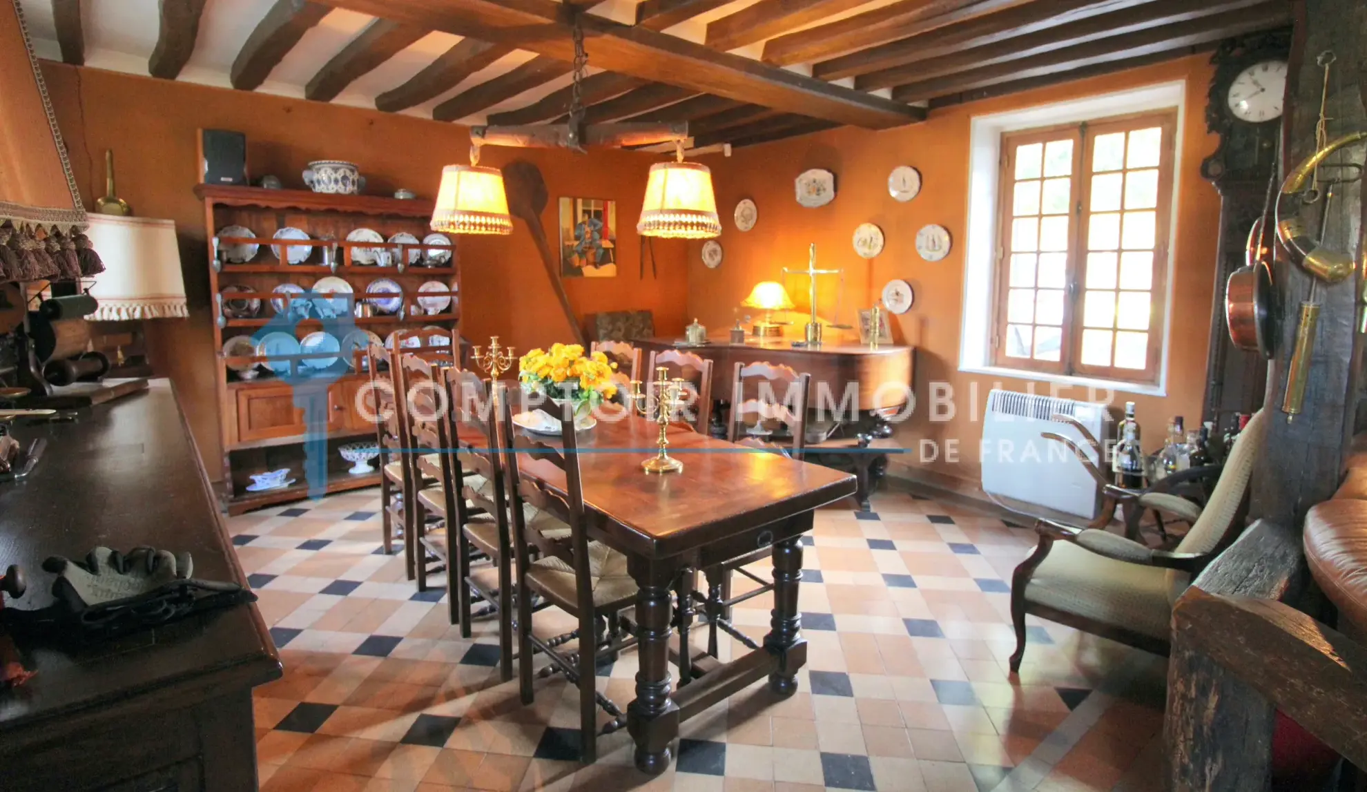 Maison de charme à vendre proche de Pacy-sur-Eure, 165 m2 avec terrain de 555 m2 