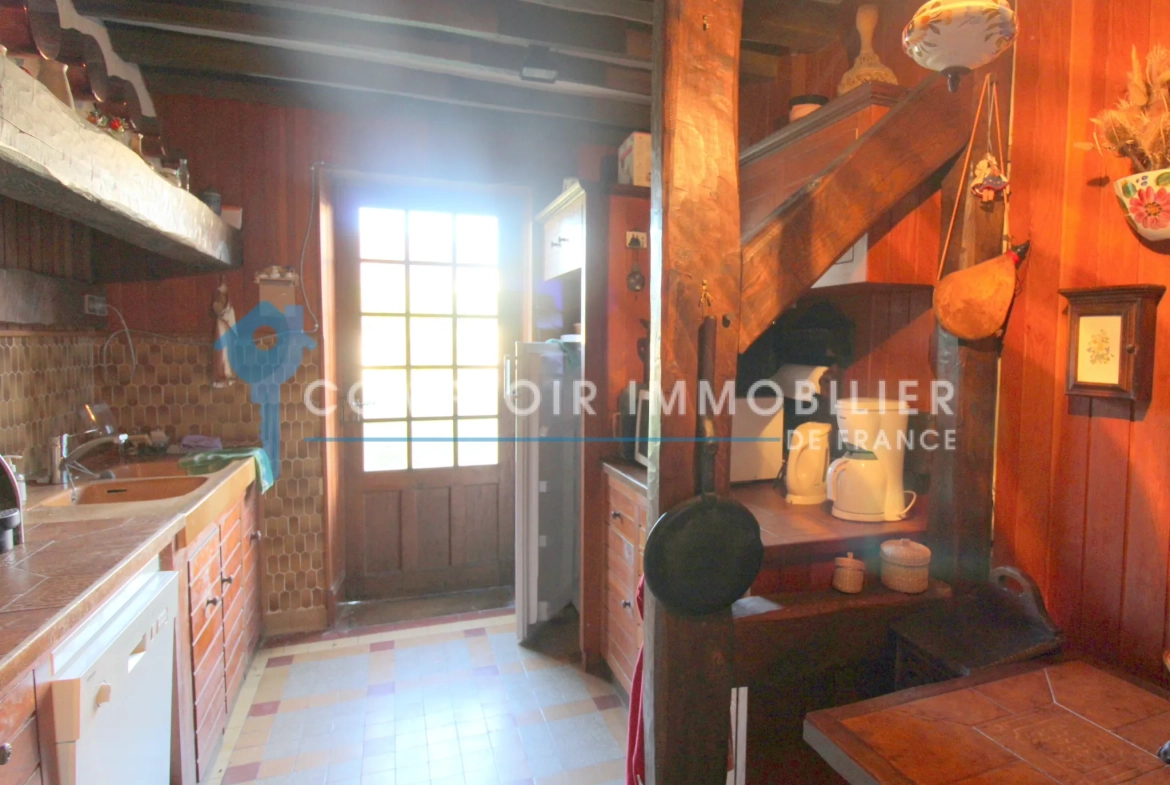 Maison de charme à vendre proche de Pacy-sur-Eure, 165 m2 avec terrain de 555 m2 