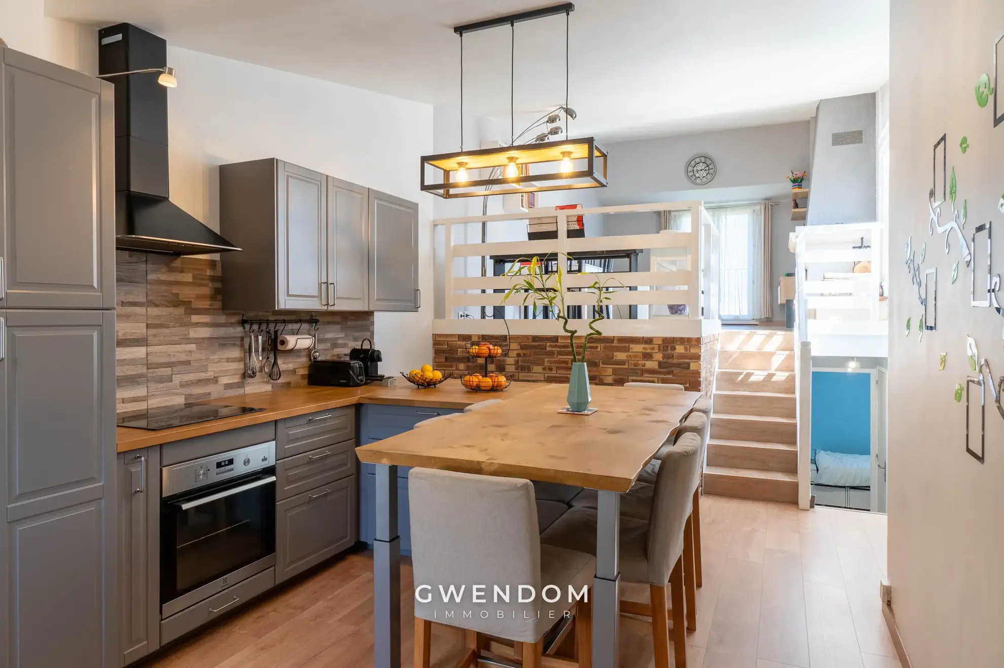 Vente d’un triplex lumineux avec terrasse à Torcy dans le quartier du Clos 