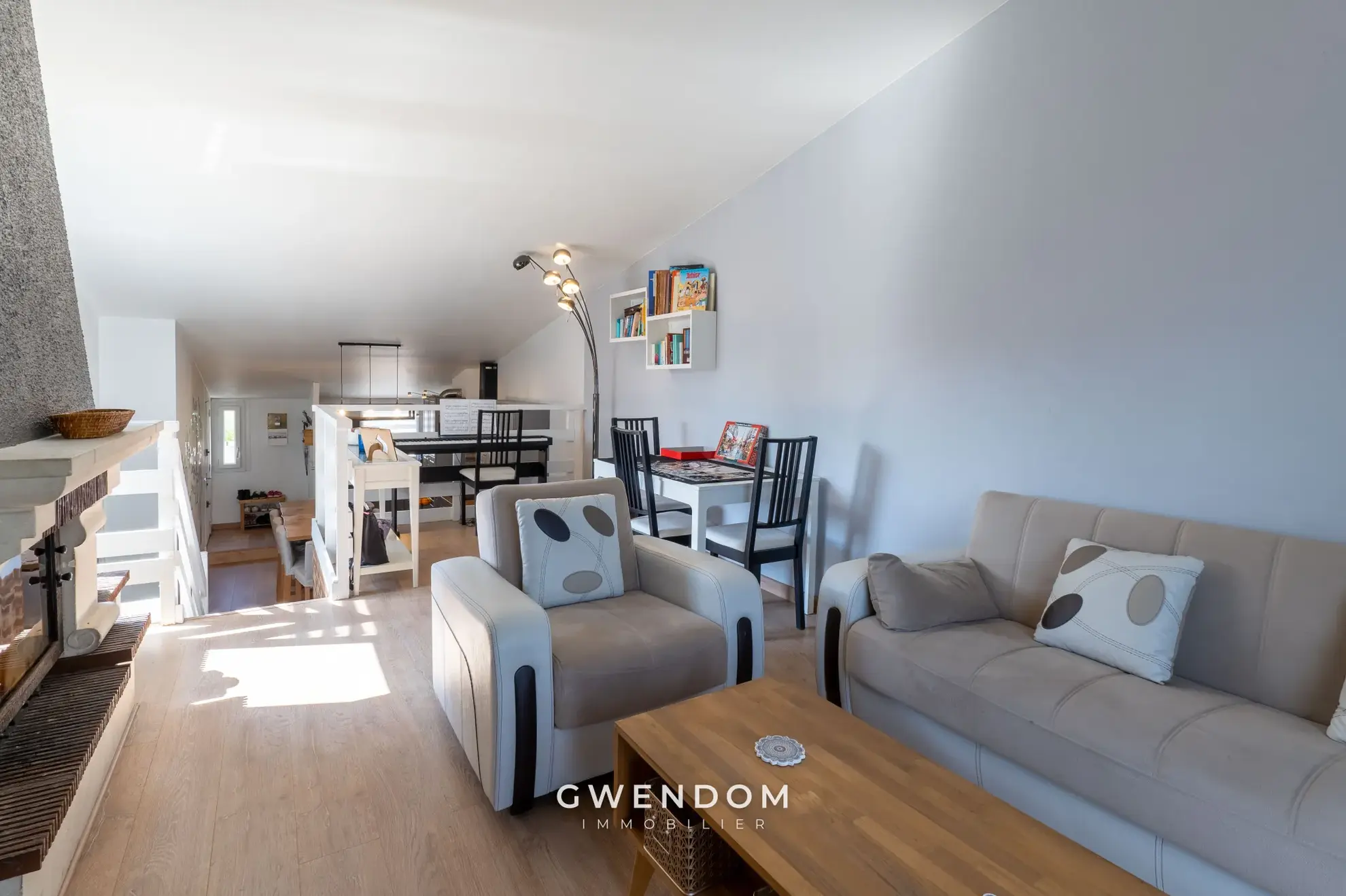 Vente d’un triplex lumineux avec terrasse à Torcy dans le quartier du Clos 