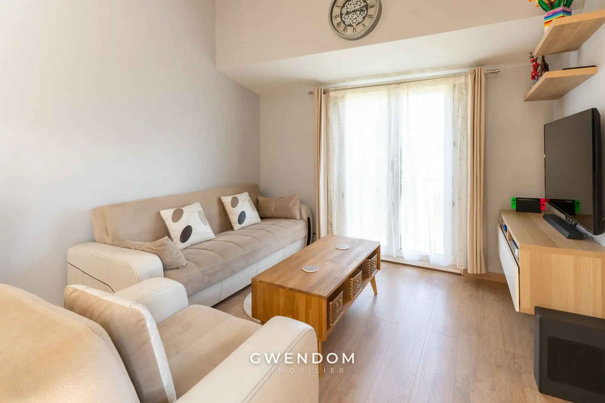 Vente d’un triplex lumineux avec terrasse à Torcy dans le quartier du Clos 