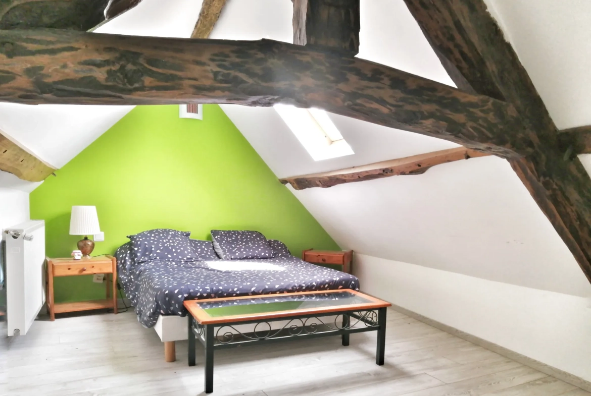 Maison de village rénovée à Limetz Villez avec jardin et caves voûtées 