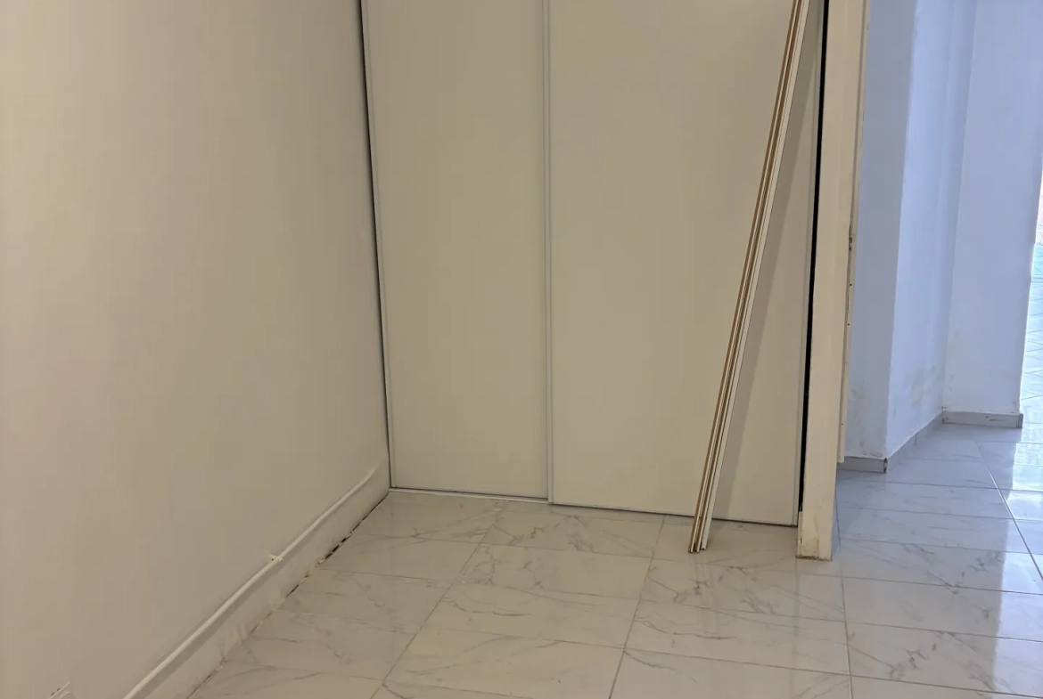 Maison T4 rénovée avec terrasse à Marseille, secteur Aygalades 