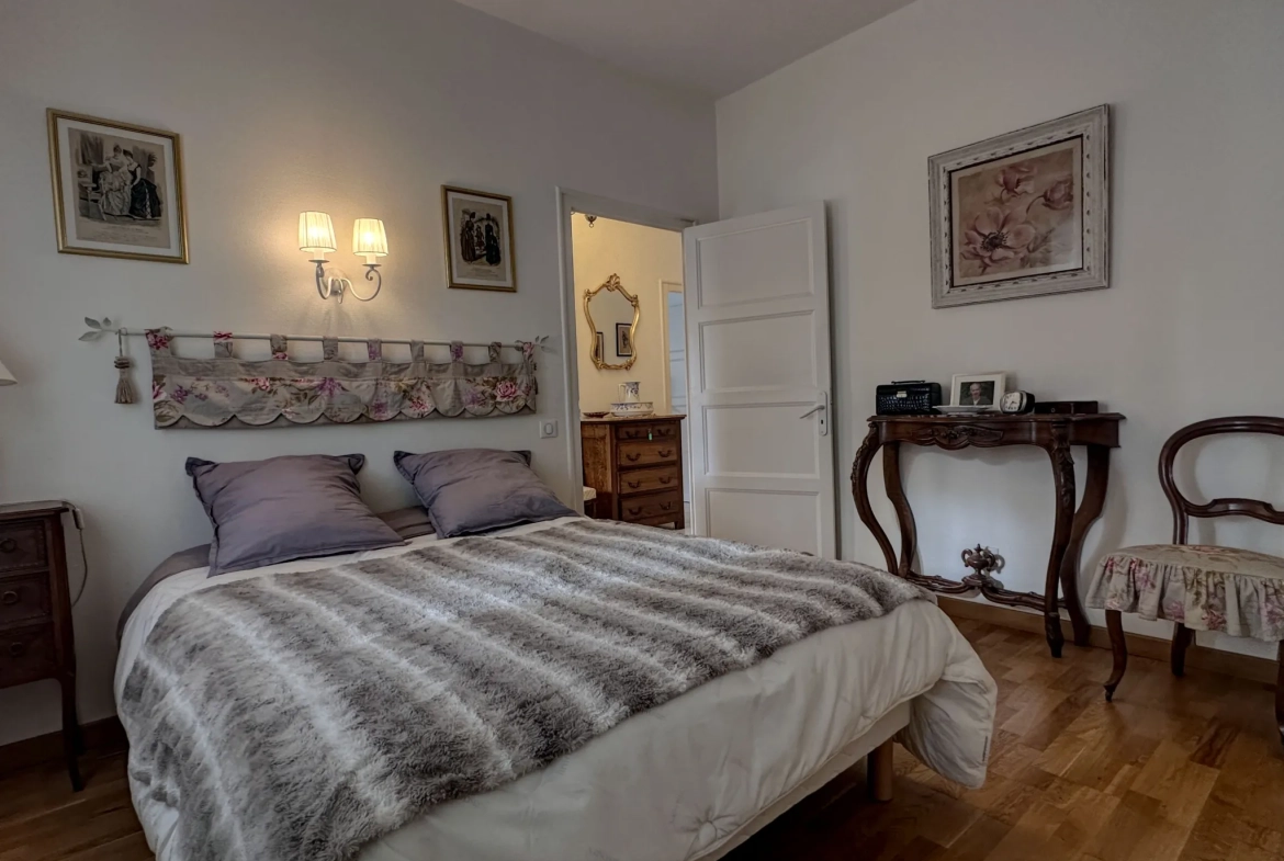 Villa rénovée avec jardin à Villeneuve-sur-Lot dans un quartier recherché 