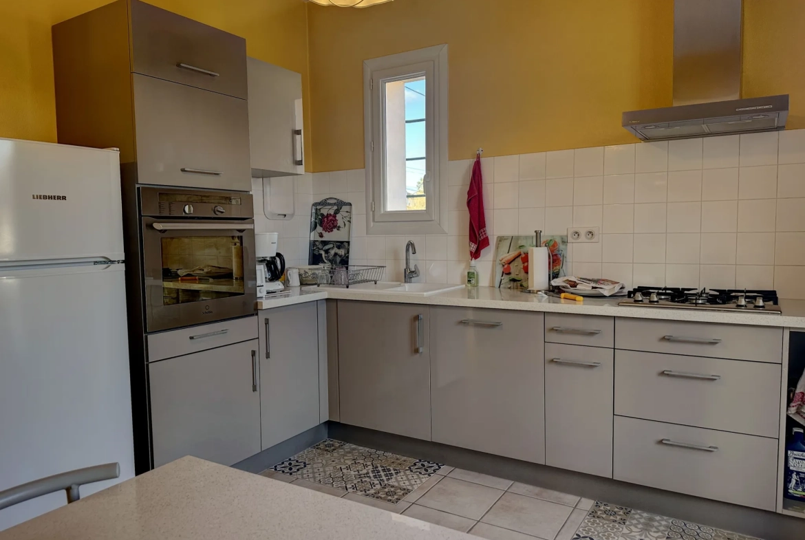Villa rénovée avec jardin à Villeneuve-sur-Lot dans un quartier recherché 