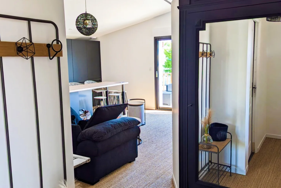 Appartement loft moderne à Tonnay Charente avec terrasse et stationnement 