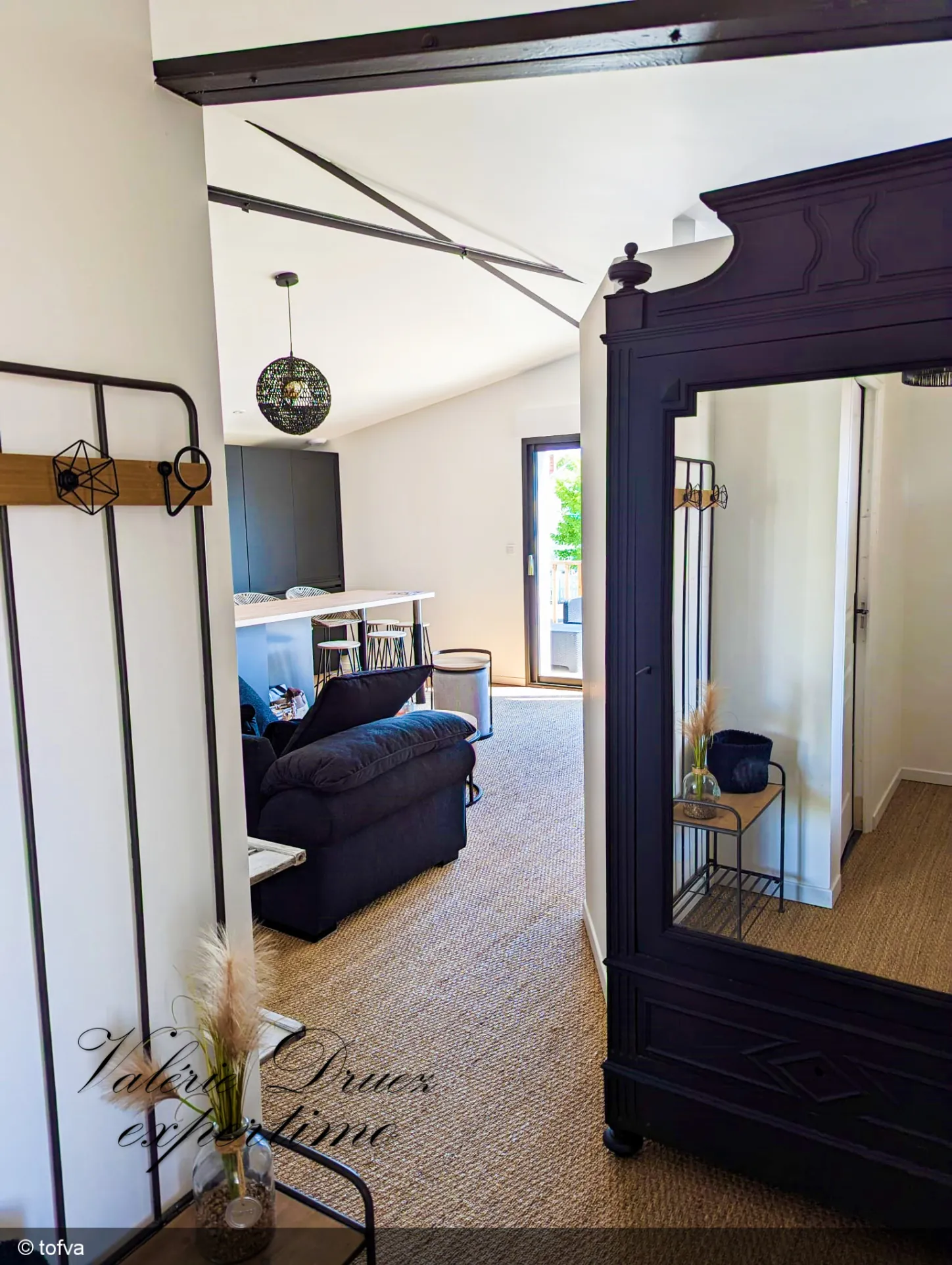 Appartement loft moderne à Tonnay Charente avec terrasse et stationnement 