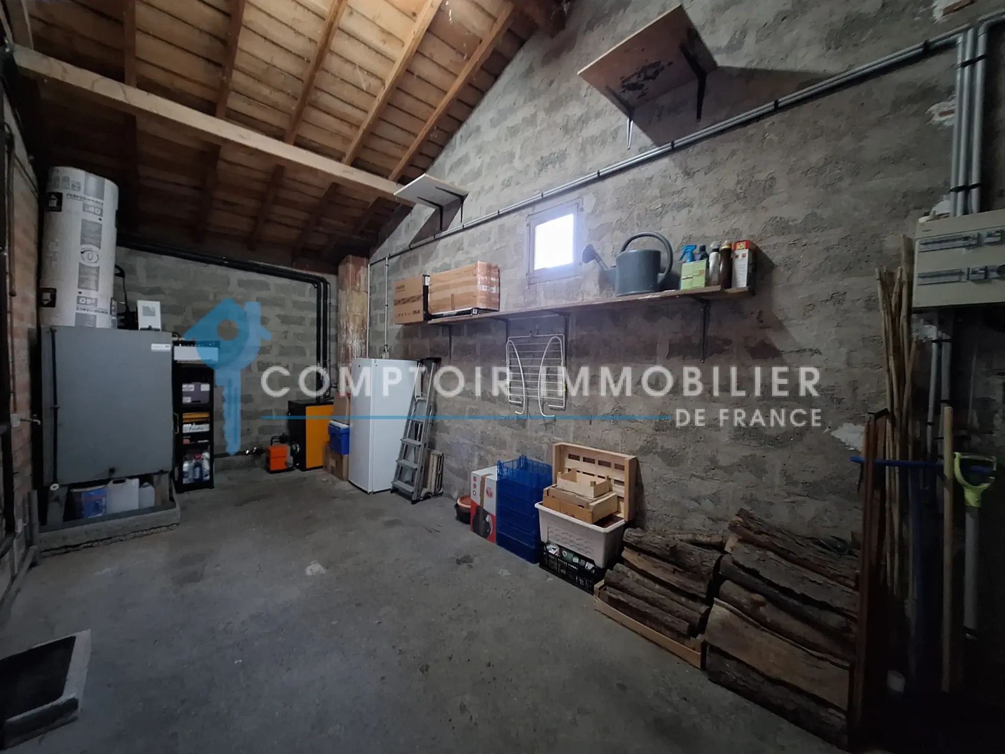 Maison divisée en 2 logements loués à Puylaurens avec vue sur les Pyrénées 
