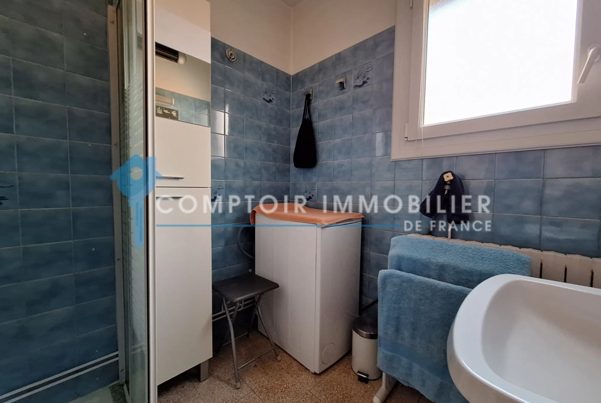 Maison divisée en 2 logements loués à Puylaurens avec vue sur les Pyrénées 