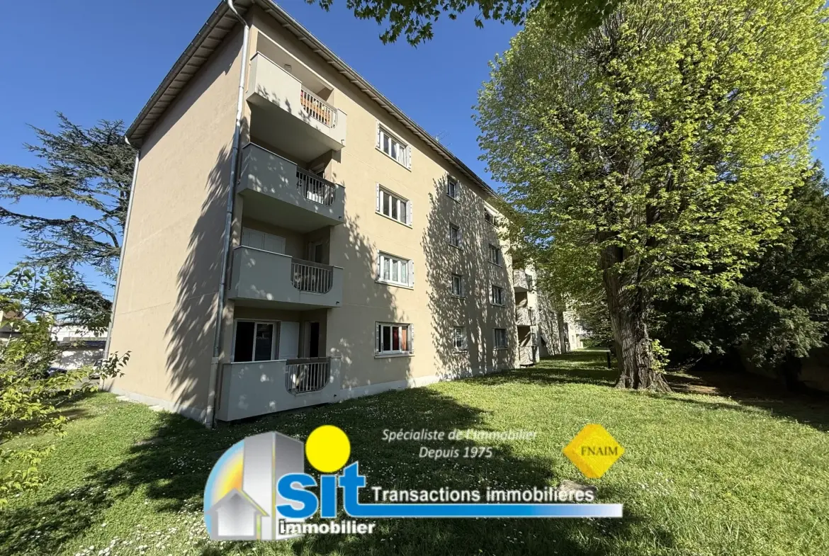 Appartement T5 avec terrasse à Vienne - Résidence sécurisée et proche nature 