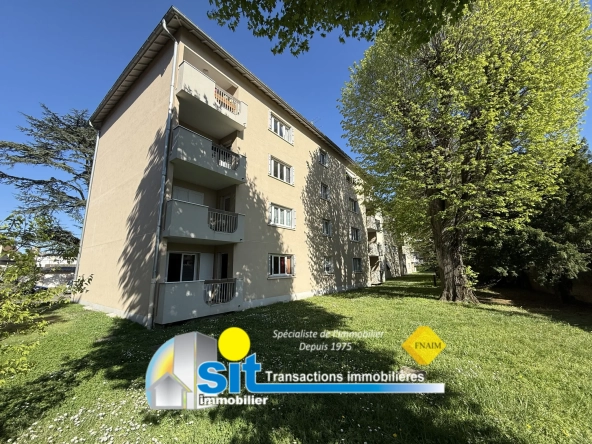 Appartement T5 avec terrasse à Vienne - Résidence sécurisée et proche nature 