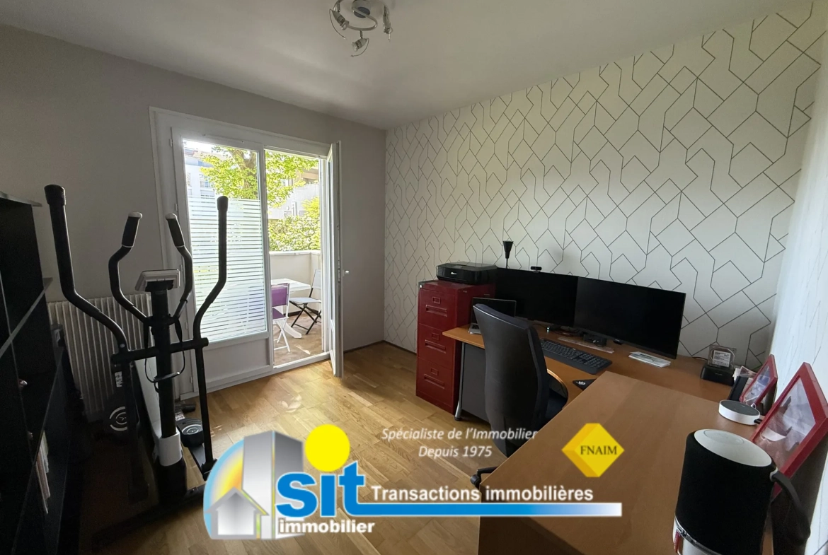 Appartement T5 avec terrasse à Vienne - Résidence sécurisée et proche nature 