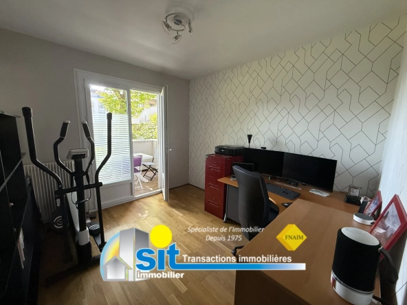 Appartement T5 avec terrasse à Vienne - Résidence sécurisée et proche nature 