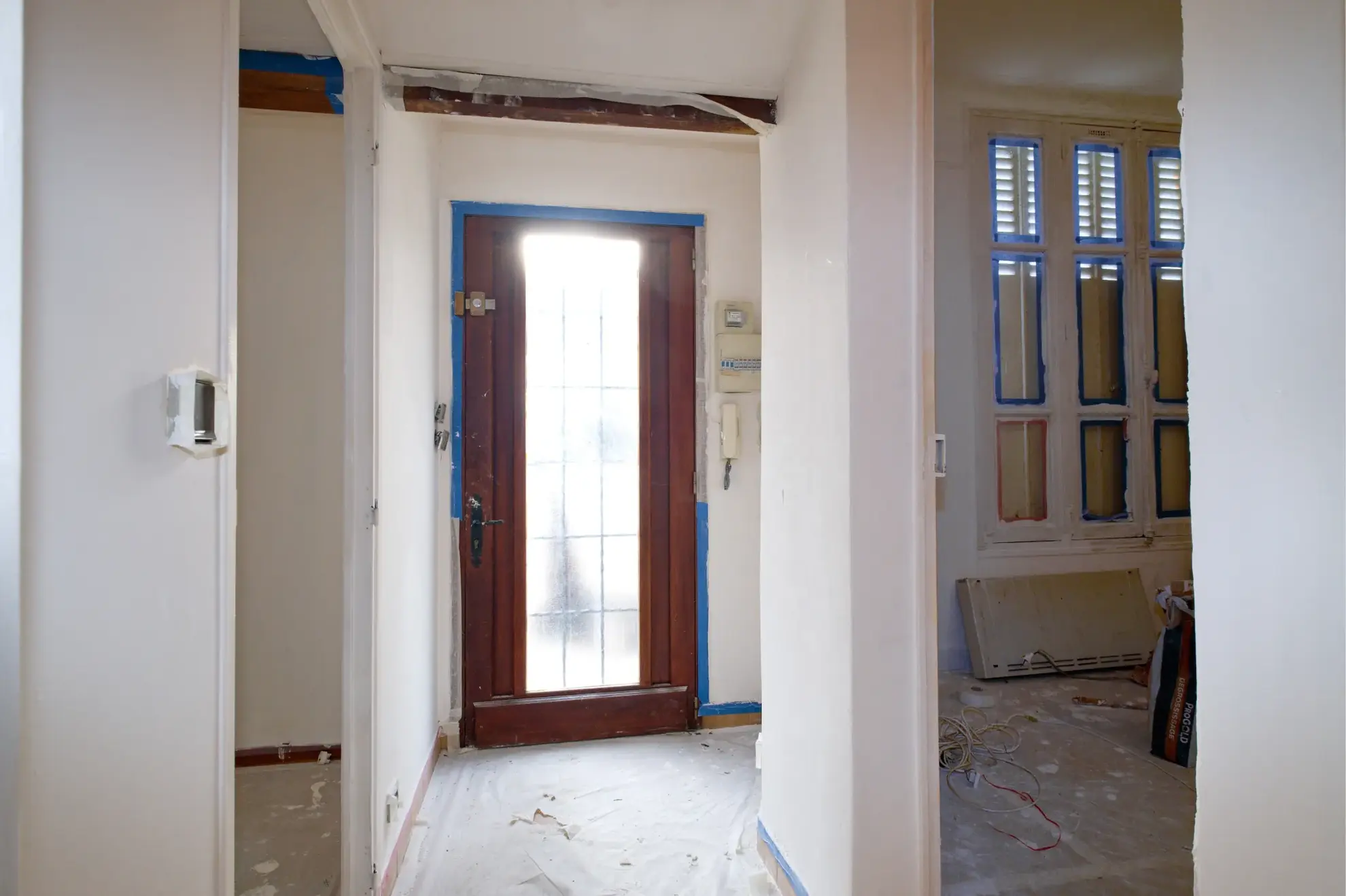 Petite maison avec grand terrain à Thiais, construction possible, proche transports et écoles 