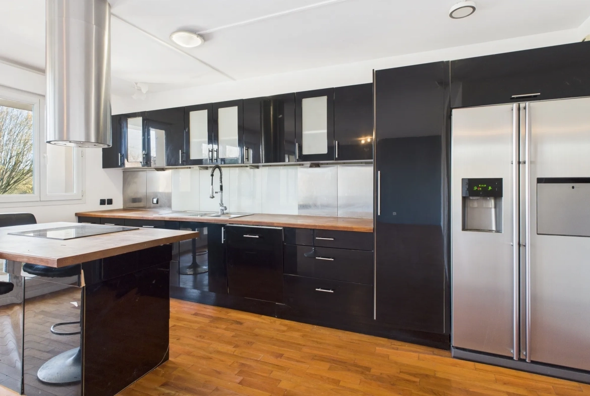Bel appartement de 70 m² avec vue sur la Seine à Corbeil-Essonnes 