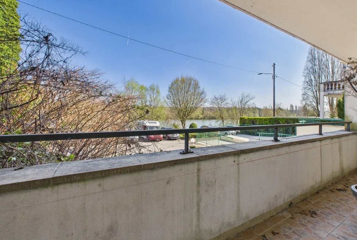 Bel appartement de 70 m² avec vue sur la Seine à Corbeil-Essonnes 