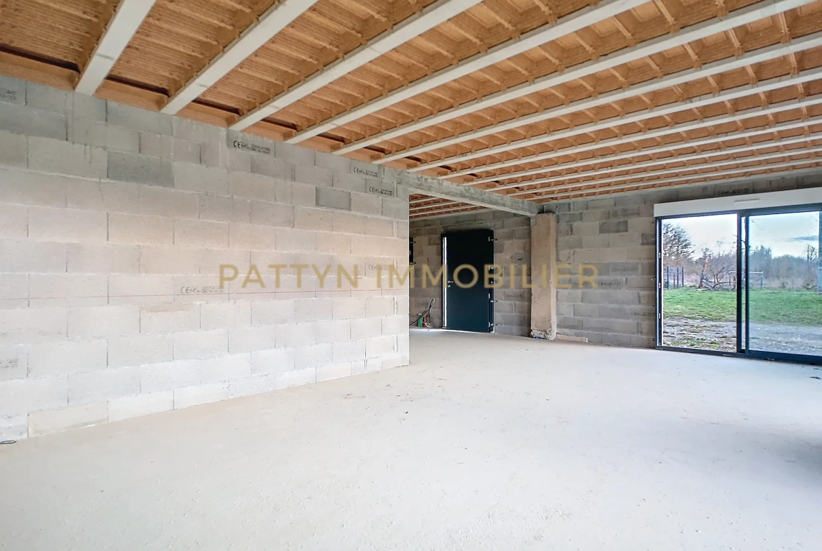 Maison de 120 m² à aménager avec grand terrain proche Châtillon-sur-Chalaronne 