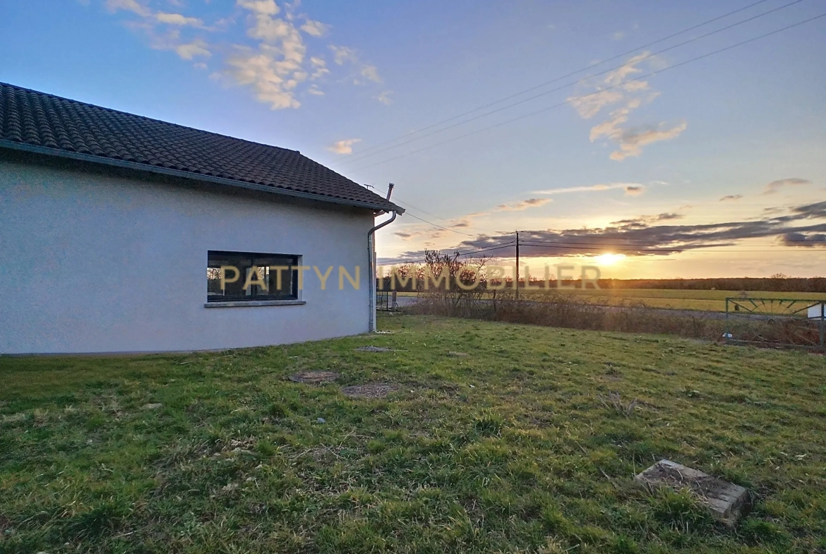 Maison de 120 m² à aménager avec grand terrain proche Châtillon-sur-Chalaronne 