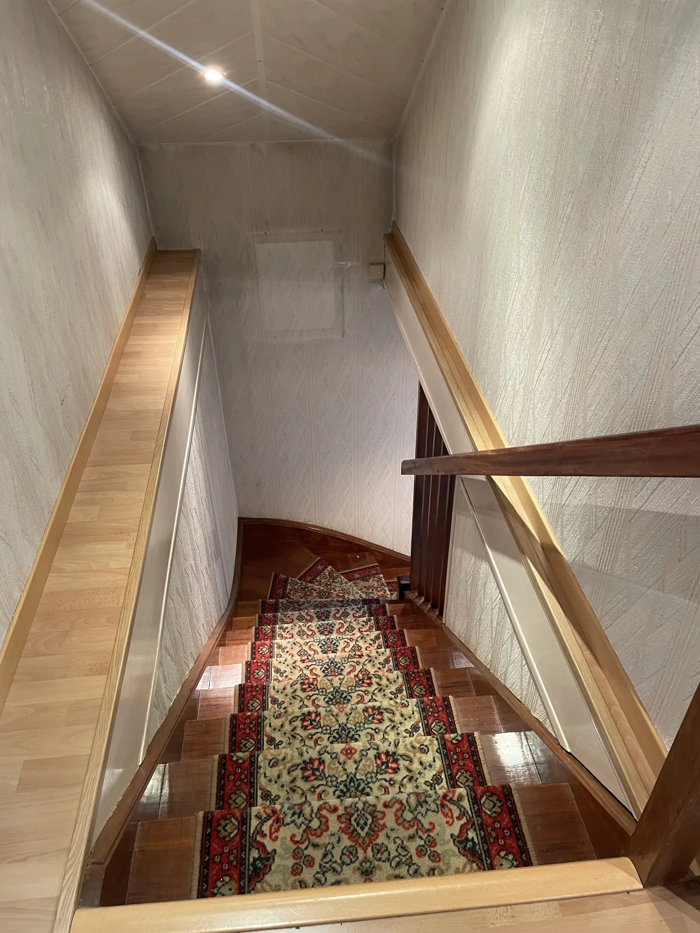 Maison à vendre à Courrières de 110 m² avec jardin et garage à 189 900 euros 
