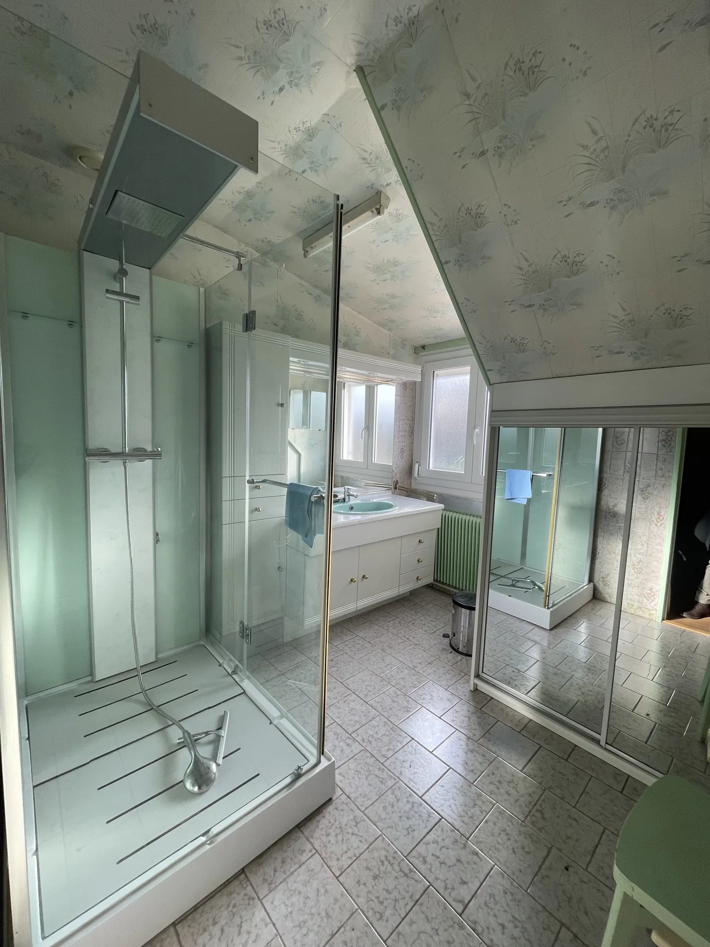 Maison à vendre à Courrières de 110 m² avec jardin et garage à 189 900 euros 