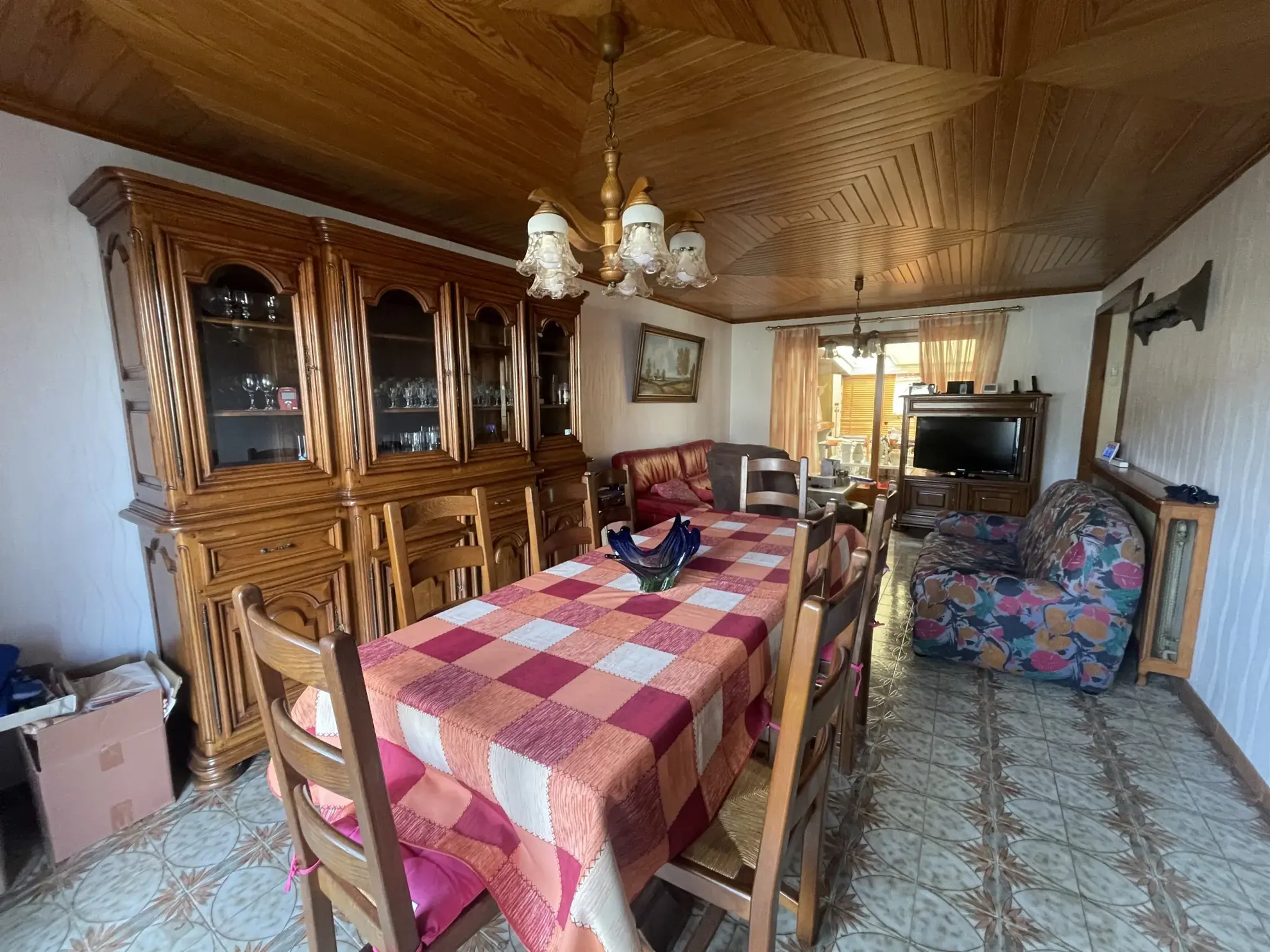 Maison à vendre à Courrières de 110 m² avec jardin et garage à 189 900 euros 