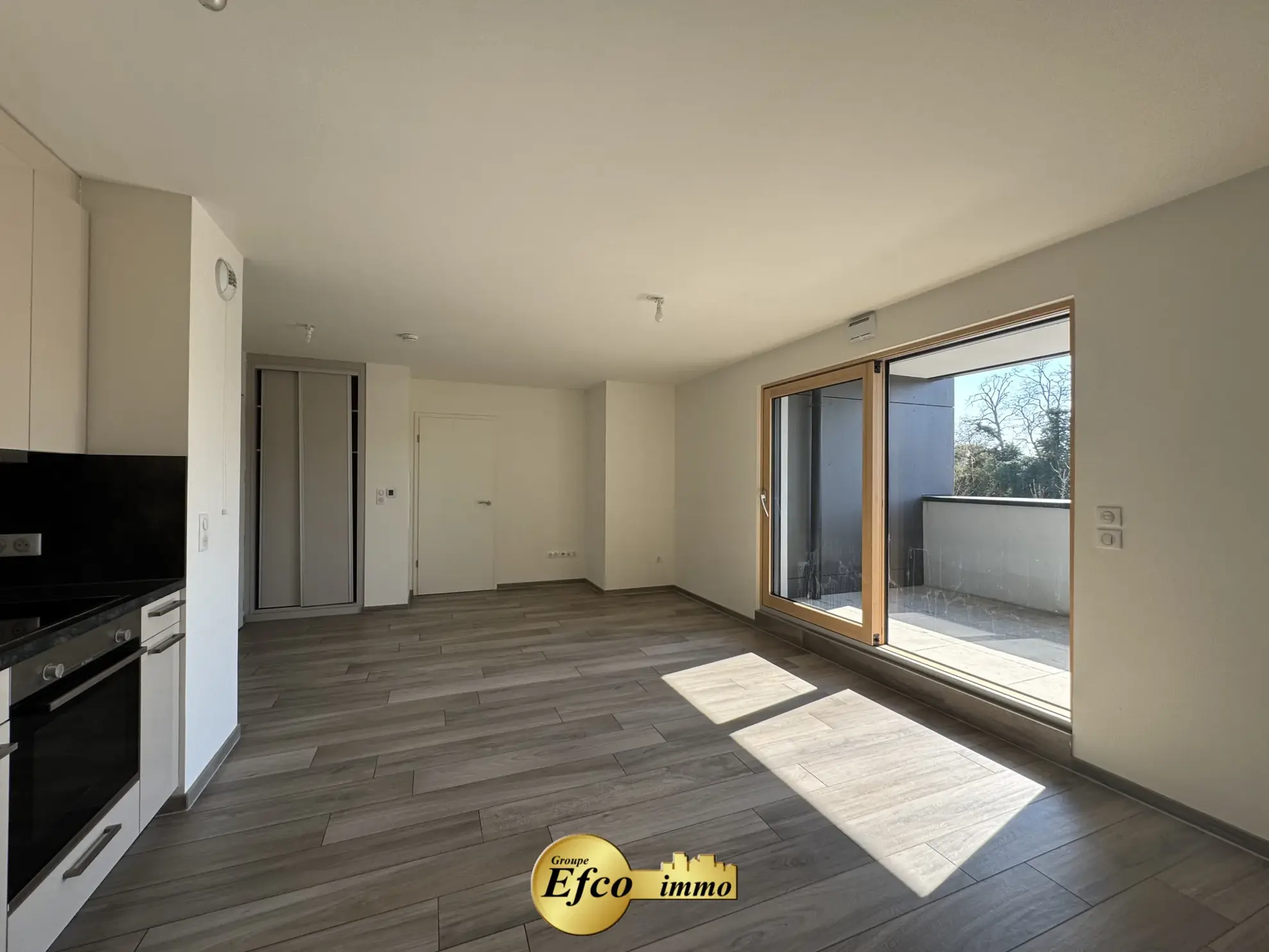 Appartement T3 récent avec terrasse et parking à Saint-Louis 