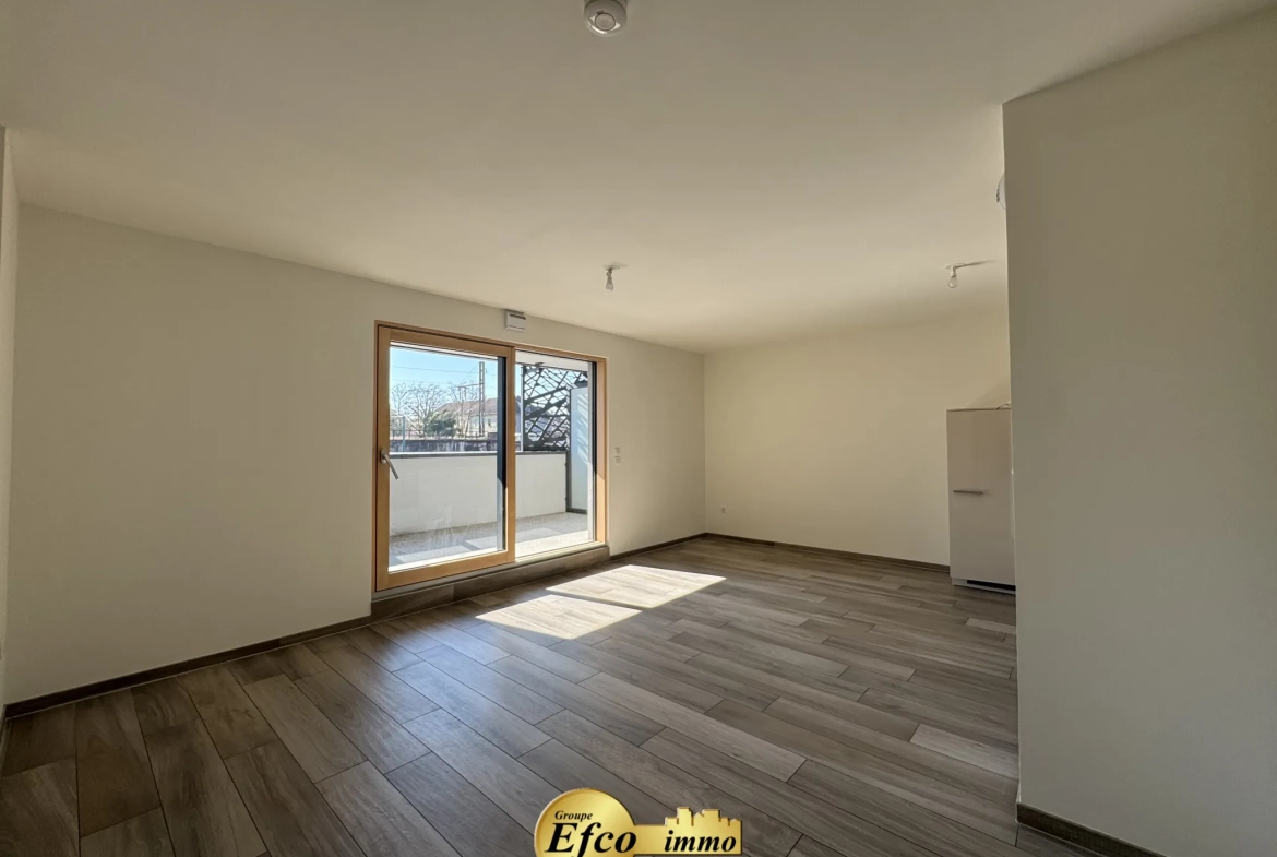 Appartement T3 récent avec terrasse et parking à Saint-Louis 