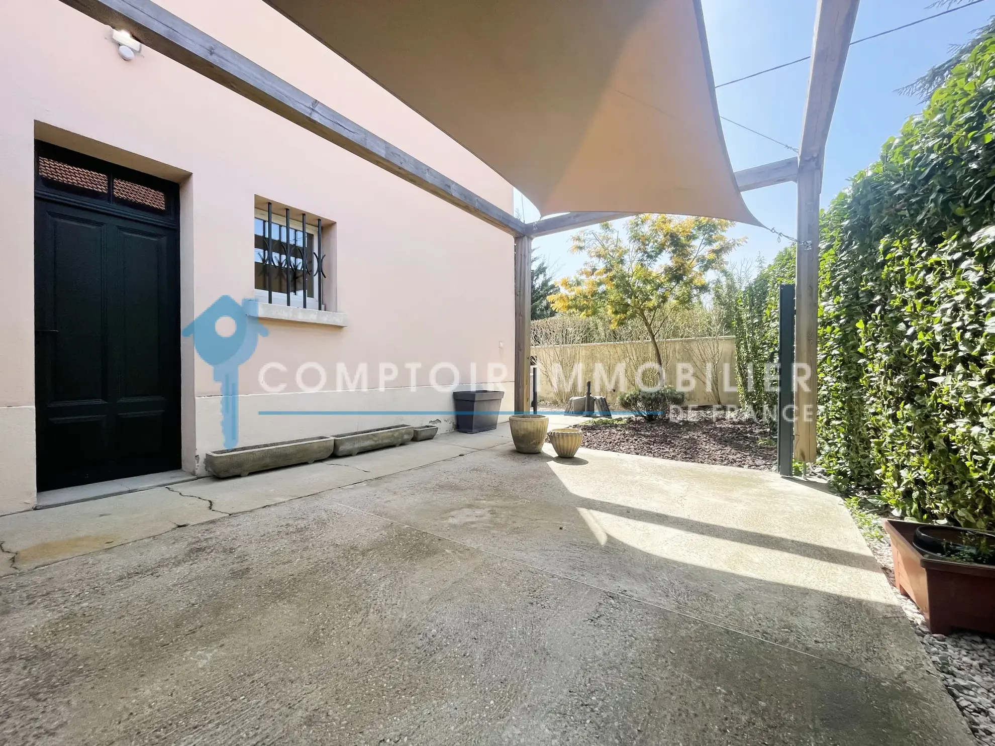 Appartement T3 à Bourg-de-Péage avec garage et espace extérieur partagé 